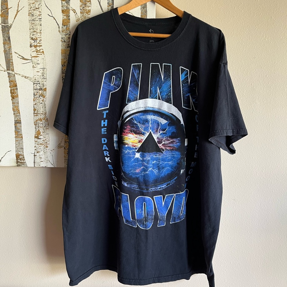 Pink Floyd tshirt graphic tee 2X oversized black band tee